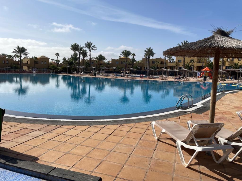 Casa Mari Y Jose Con Grandes Piscinas Y Wifi Gratis Apartment Corralejo Exterior foto
