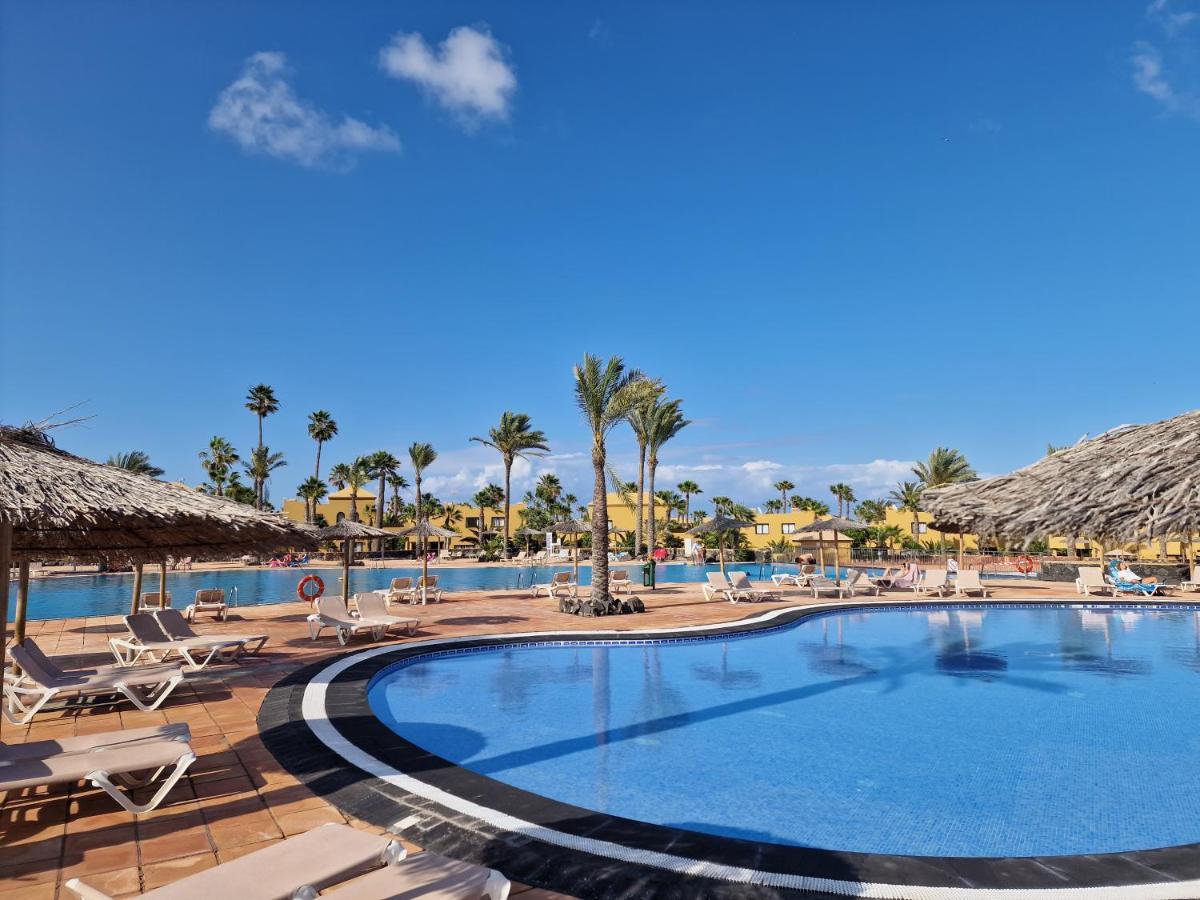 Casa Mari Y Jose Con Grandes Piscinas Y Wifi Gratis Apartment Corralejo Exterior foto